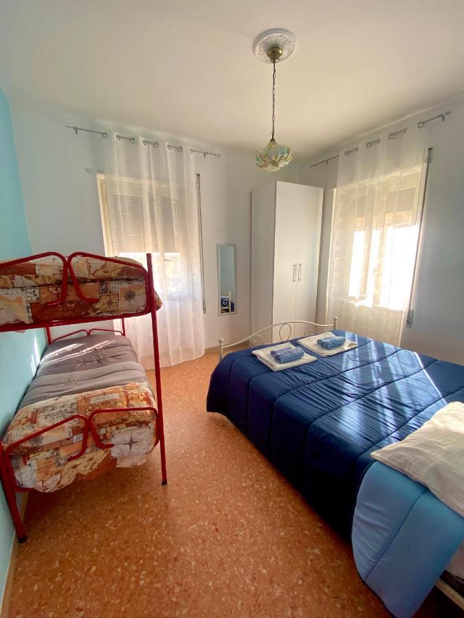 Scauri Attico Panoramico Lägenhet Minturno Exteriör bild